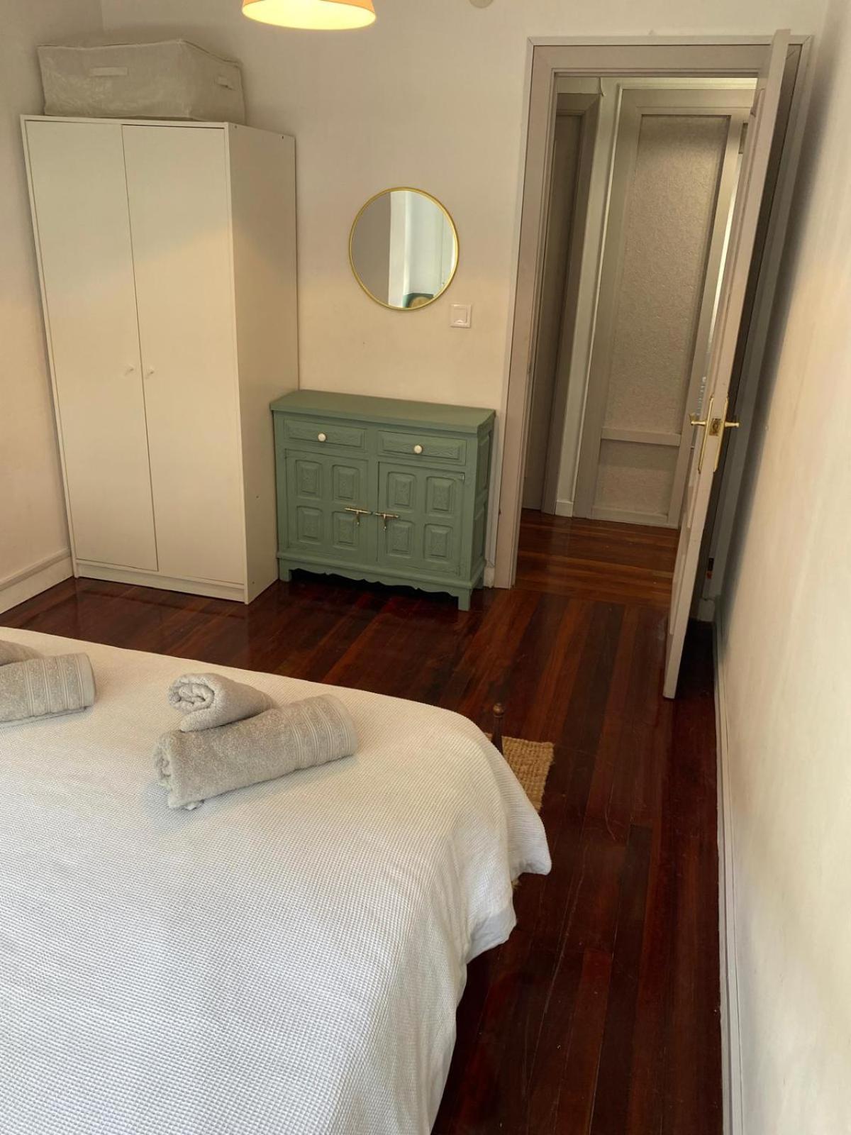 Appartement Avec Terrasse Santona Luaran gambar