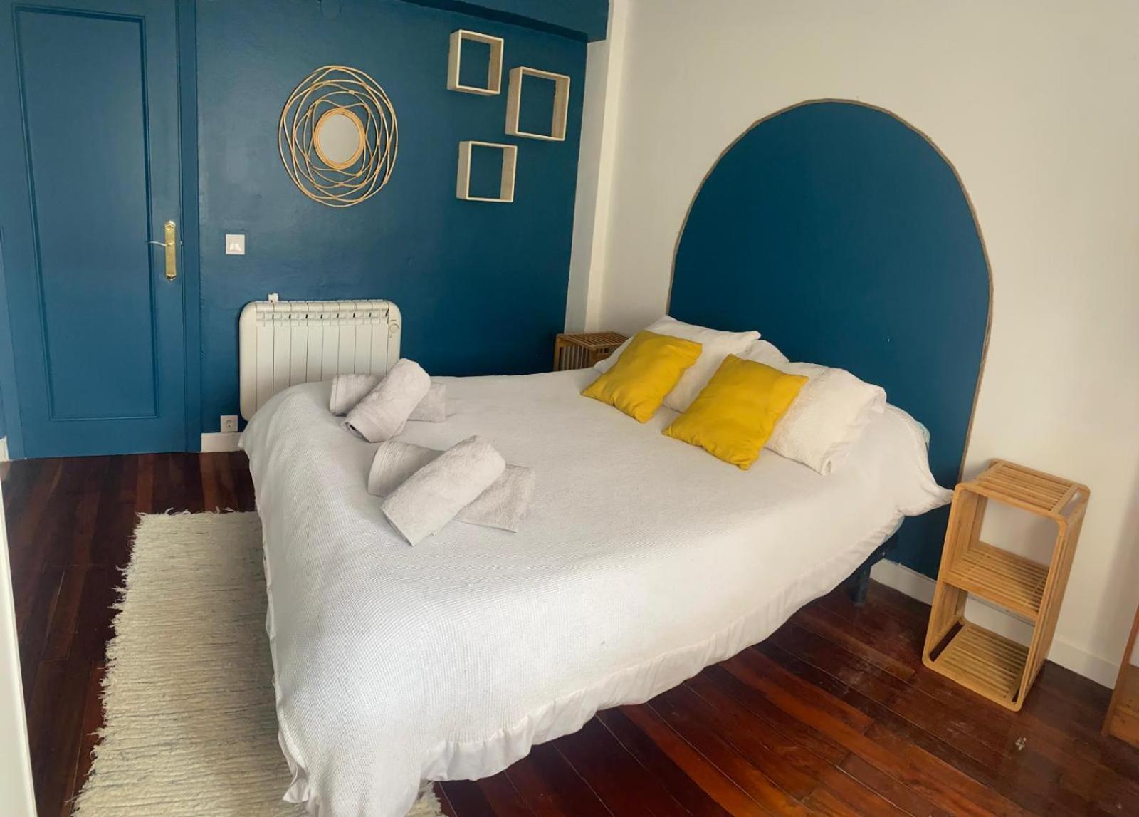 Appartement Avec Terrasse Santona Luaran gambar