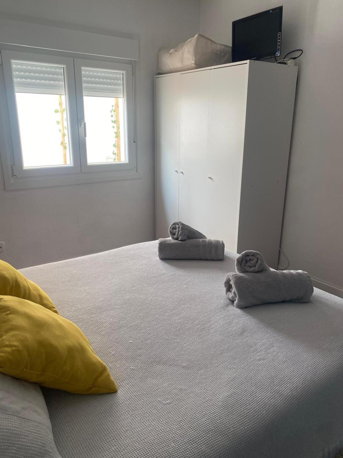 Appartement Avec Terrasse Santona Luaran gambar